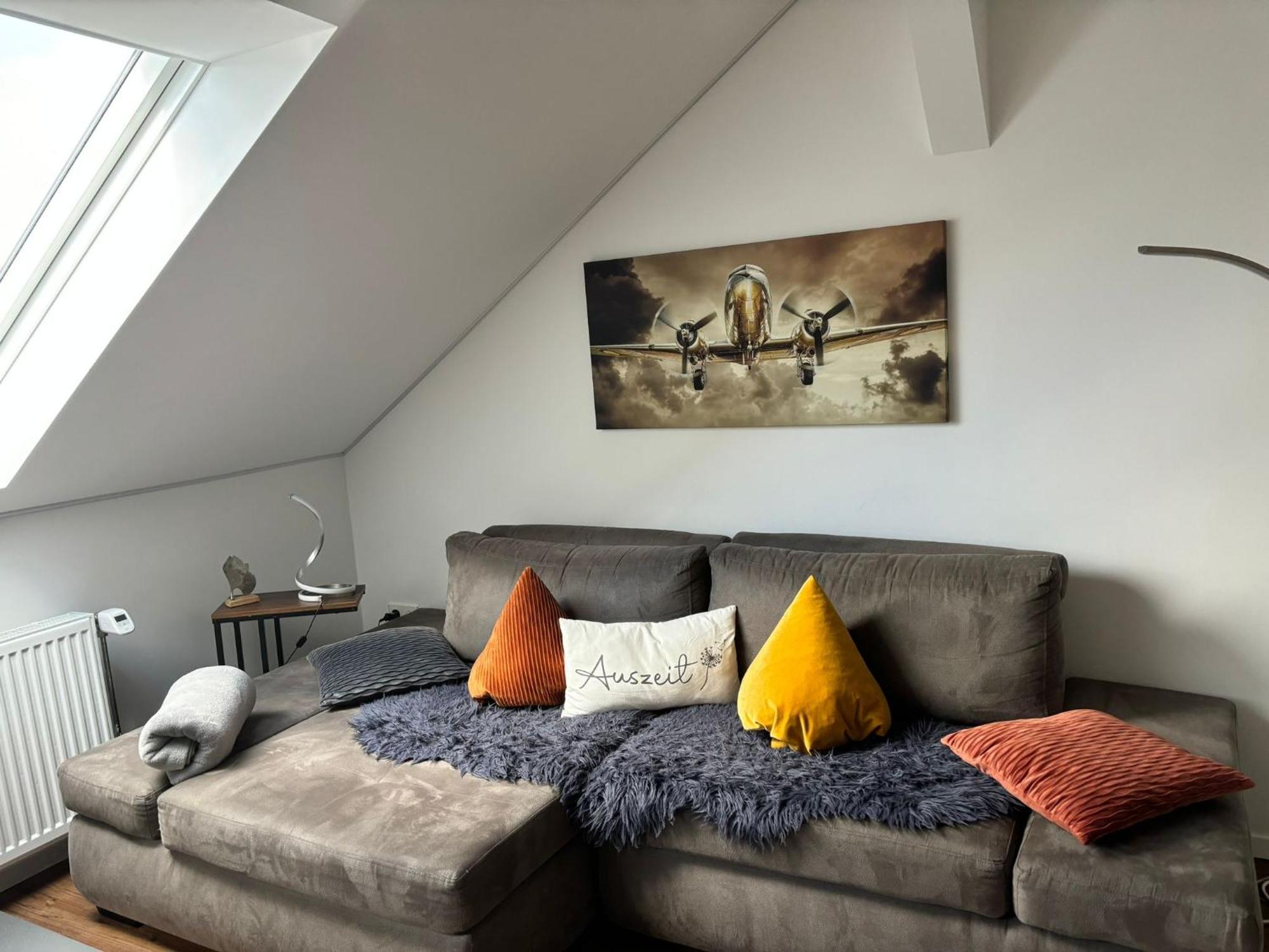 Auszeit2 Erfurt - Stilvolle Dachwohnung Mit Parkplatz - Zentrumsnah 外观 照片