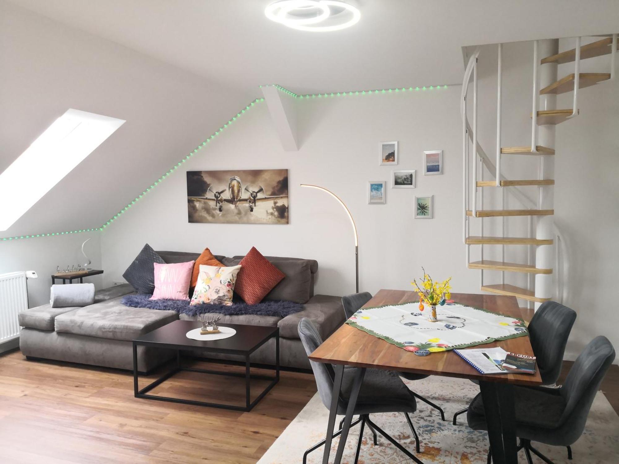 Auszeit2 Erfurt - Stilvolle Dachwohnung Mit Parkplatz - Zentrumsnah 外观 照片