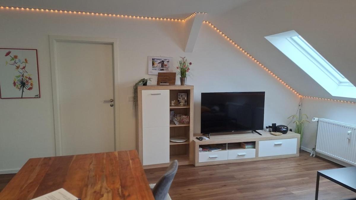 Auszeit2 Erfurt - Stilvolle Dachwohnung Mit Parkplatz - Zentrumsnah 外观 照片