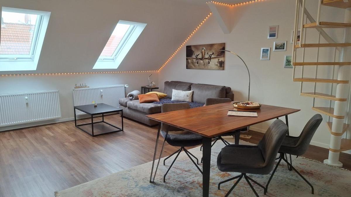 Auszeit2 Erfurt - Stilvolle Dachwohnung Mit Parkplatz - Zentrumsnah 外观 照片